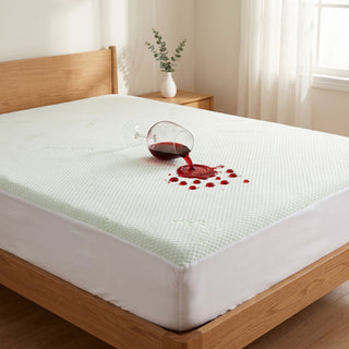Epicasa Aloe Vera infused Mattress Protector | 250 GSM Waterproof Fitted Cover | Breathable Honeycomb Fabric | Noiseless & Skin-Friendly | 360° Elasticated fit | Hypoallergenic | Blocks Dust Mites & Allergens   | Machine Washable | Made in India