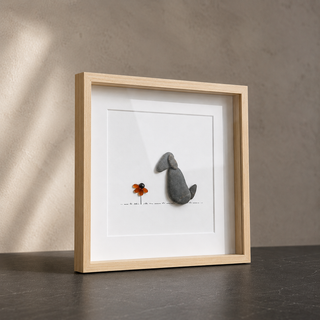 Faithful Watch – Handcrafted Natural Pebble Art Frame