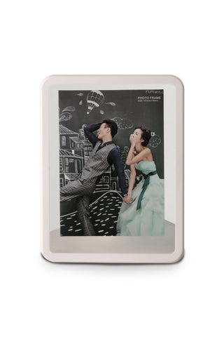 Urbancart Decorative Table top Picture Holder/Photo Display for Home, Office (17 * 22 cm) (White)