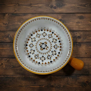 Meadow White Round Ceramic Serving Platter with Handle Microwave & Dishwasher Safe